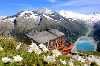 Die Olperer Hütte.