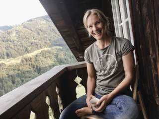 Porträt Yogalehrerin Petra Zink